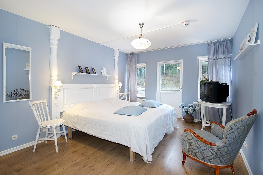Hotell Aina Kvissleby Quarto foto