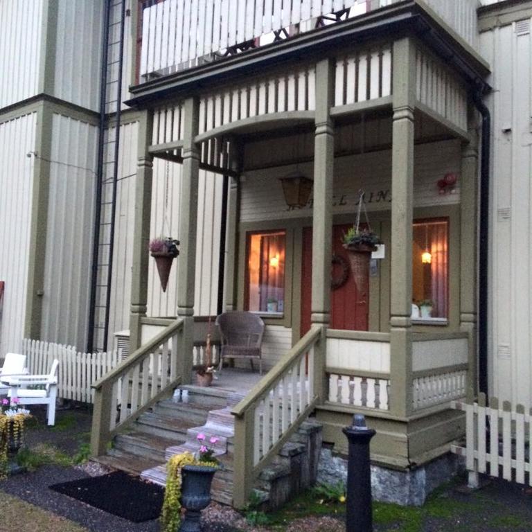 Hotell Aina Kvissleby Exterior foto